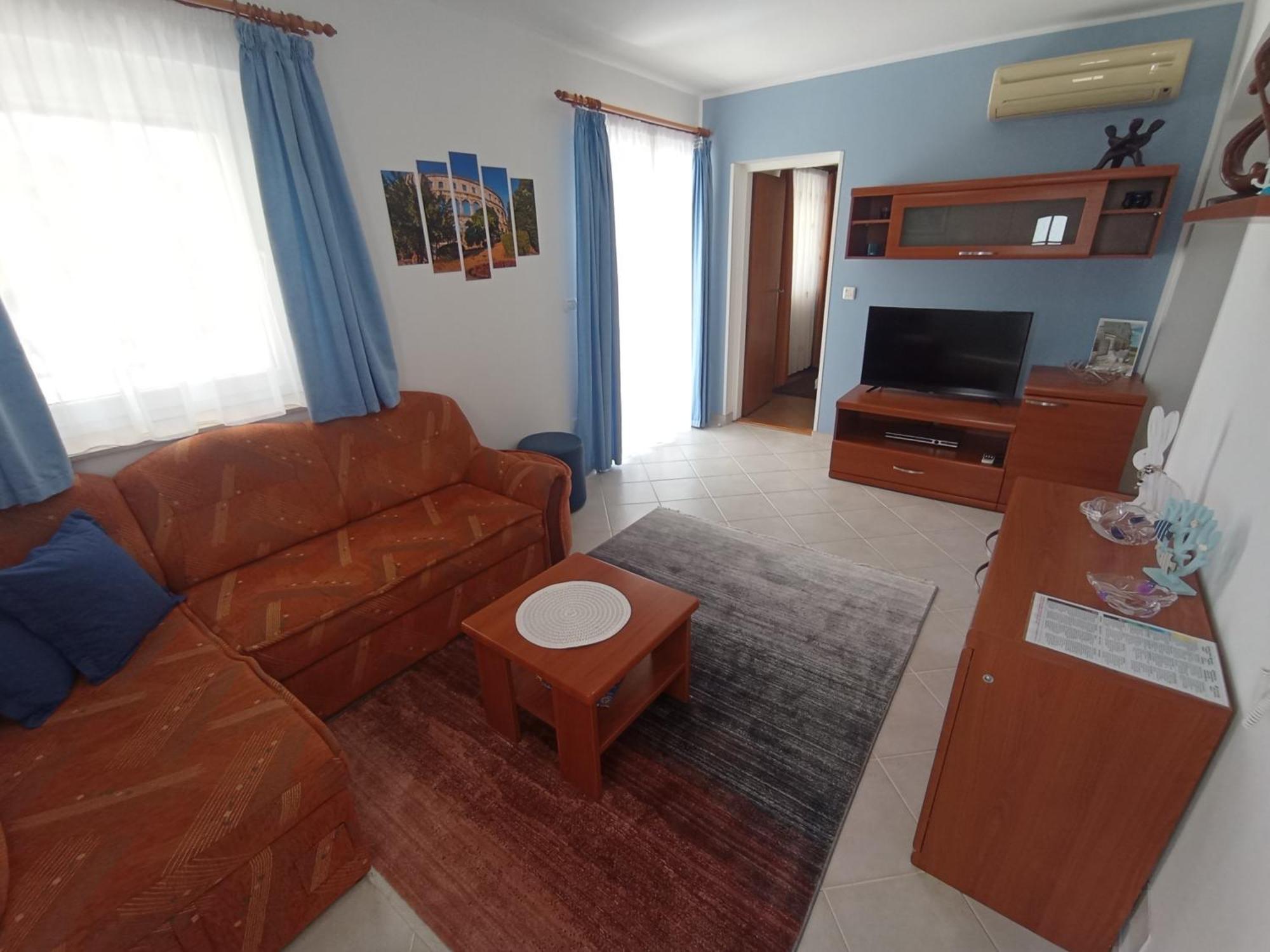 Apartments Tina Pula Extérieur photo